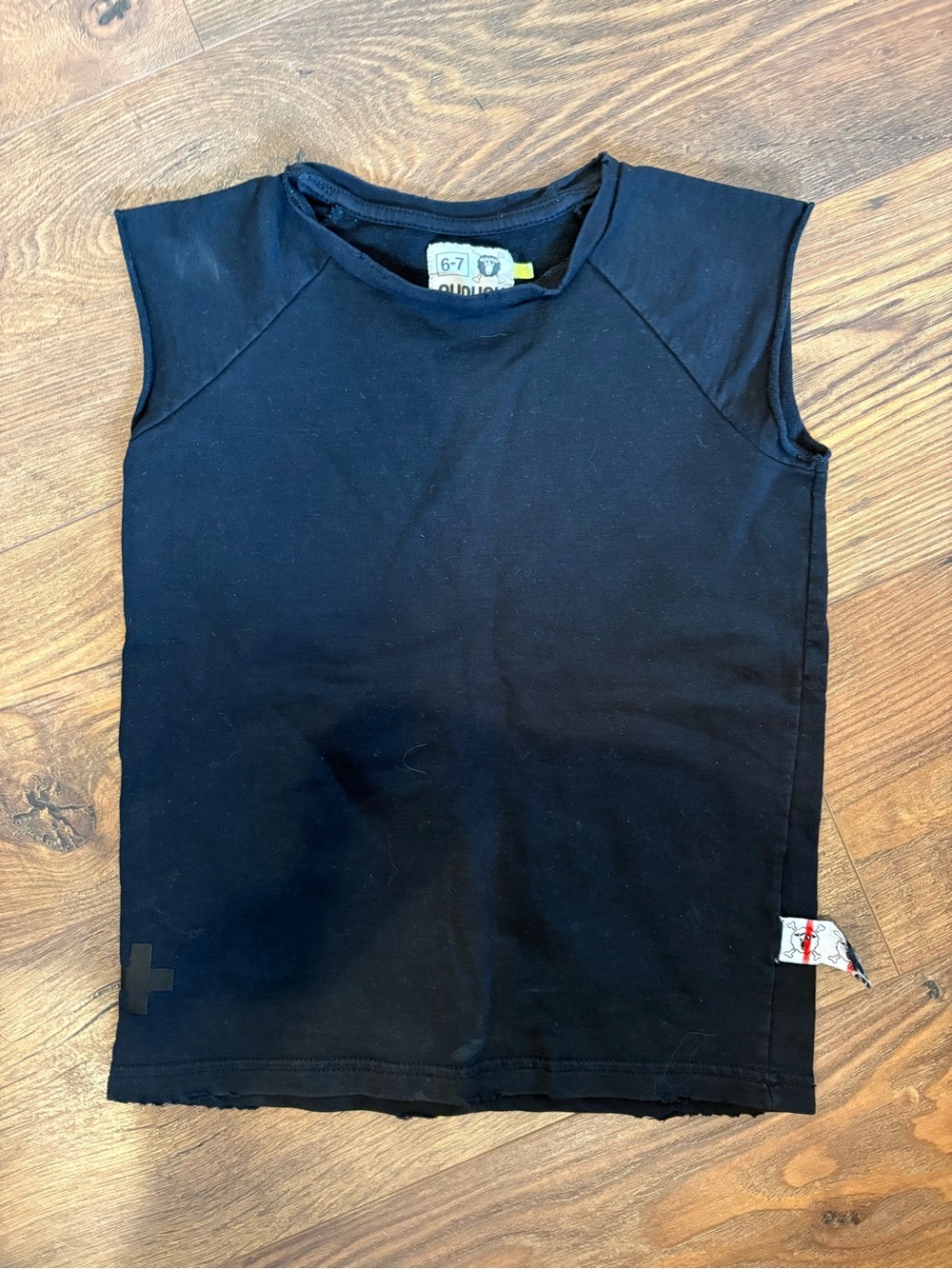 Nununu kids muscle tank sweatshirt 6-7 years GUC